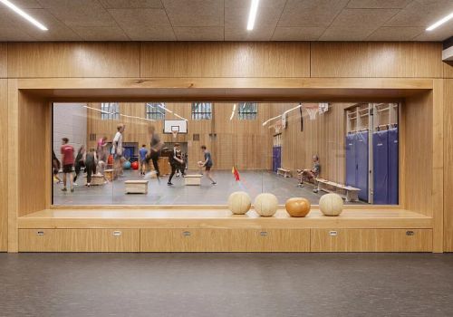 Turnhalle innen AFG